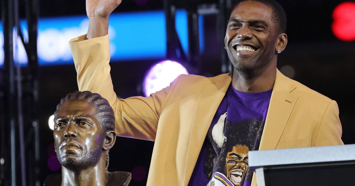 WRs Randy Moss, Justin Jefferson headline choices for Vikings All Quarter Century Team