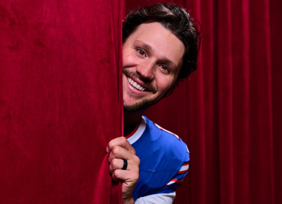 “Newly wed Allen reporting for duty”: Buffalo Bills great QB Josh Allen returns to work after a resplendent wedding with Hailee Steinfeld