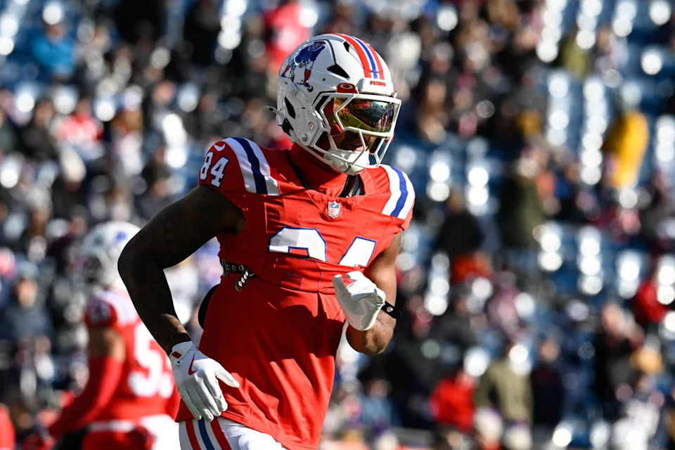 New England Patriots wide receiver Kendrick Bourne (84) warms up before a game against the Indianapolis Colts at Gillette Stadium.Eric Canha-Imagn Images