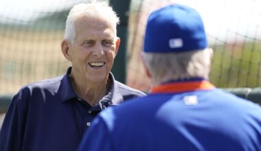 Bill Parcells being inducted into New England Patriots Hall of Fame