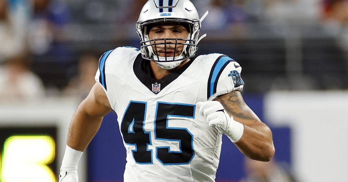 Vikings Sign TE Giovanni Ricci, Waive OLB Matt Harmon