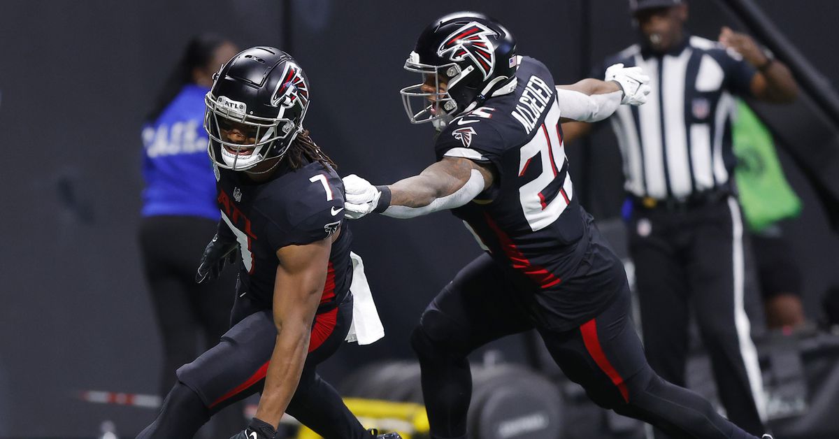 Are Bijan Robinson and Tyler Allgeier the NFL’s best RB duo? Falcons RB review