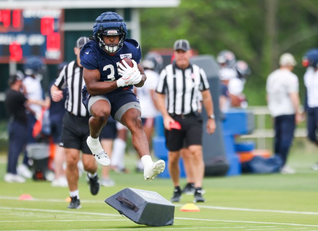 Bears running back Deion Hankins completes a drill during practice at Halas Hall on Tuesday, June 3, 2025. (Eileen T. Meslar/Chicago Tribune)