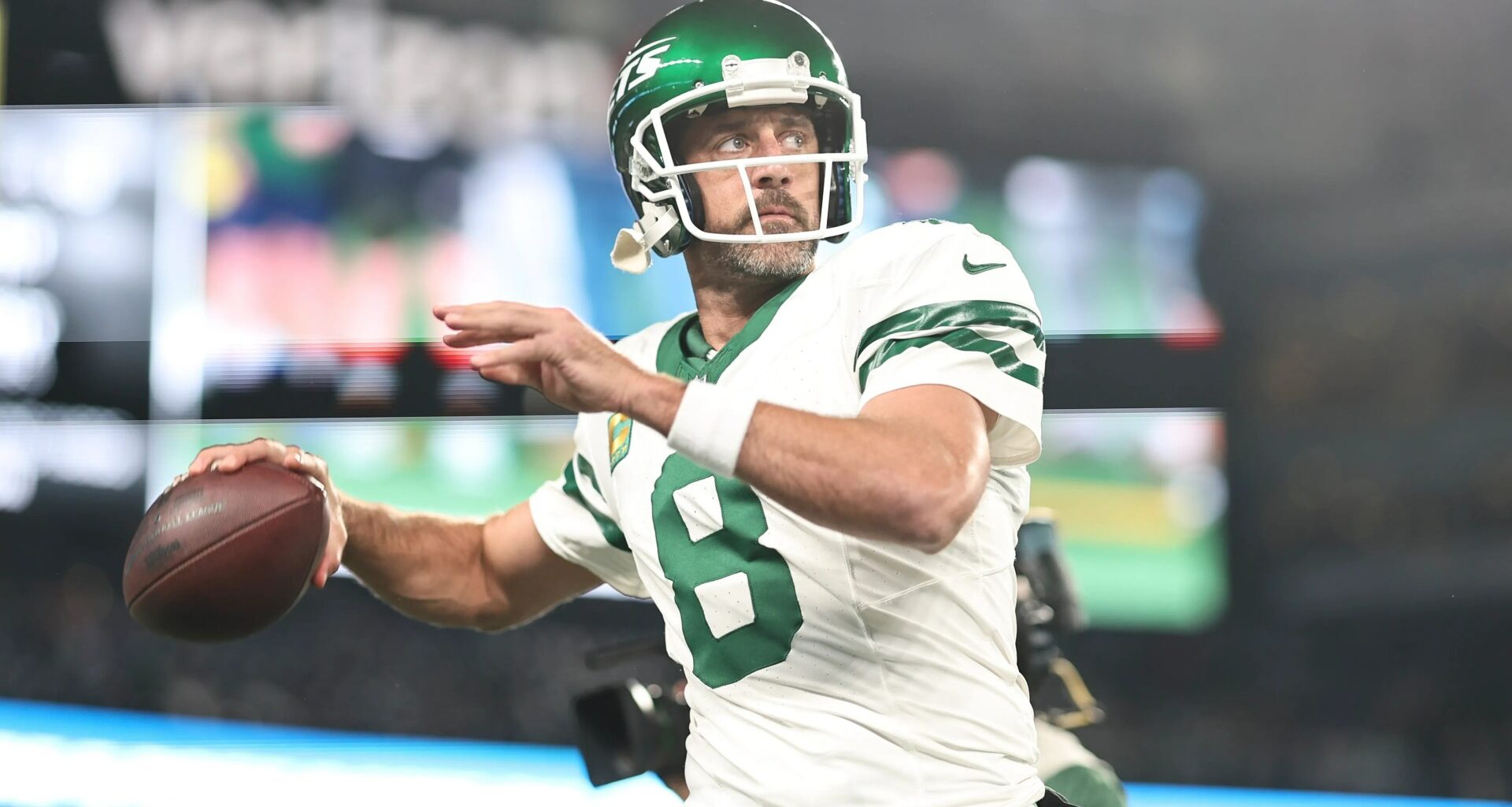 Steelers up ante on stunning trade of $60m Dolphins star as injury bites for key Aaron Rodgers offensive option