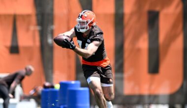 Former Marquette Hurdler Mitch Van Vooren Signs With Seattle Seahawks