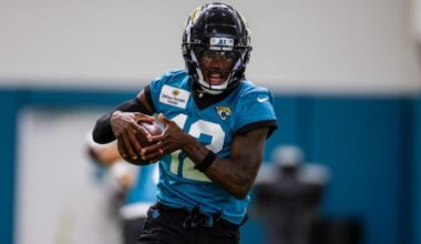 2025 NFL Draft Contract Tracker: Hunter Among Rookies Yet to Sign