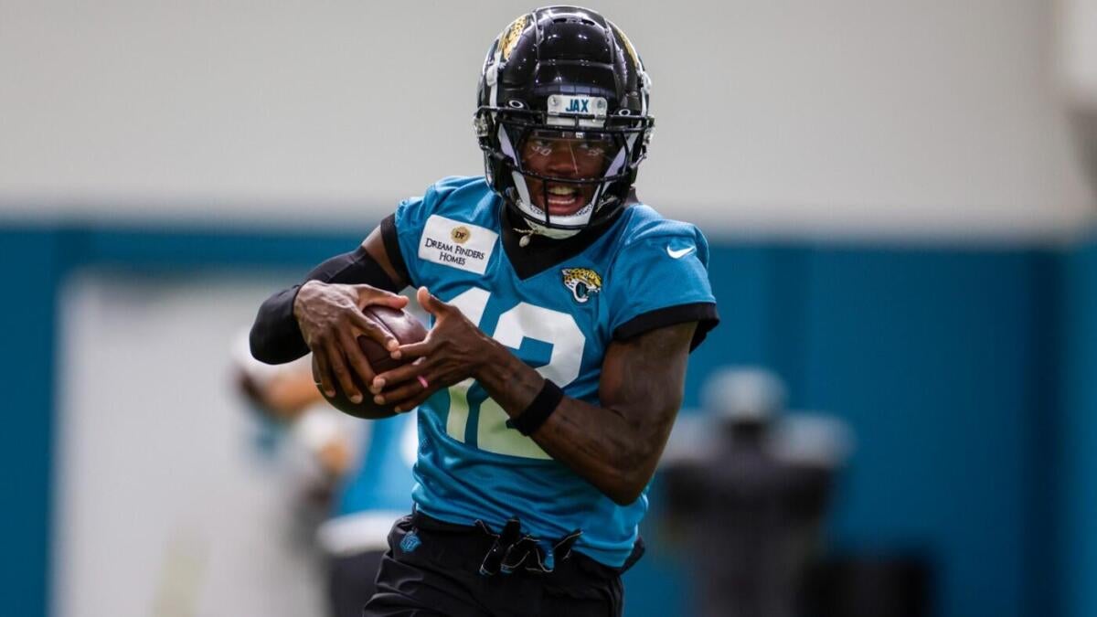 2025 NFL Draft Contract Tracker: Hunter Among Rookies Yet to Sign