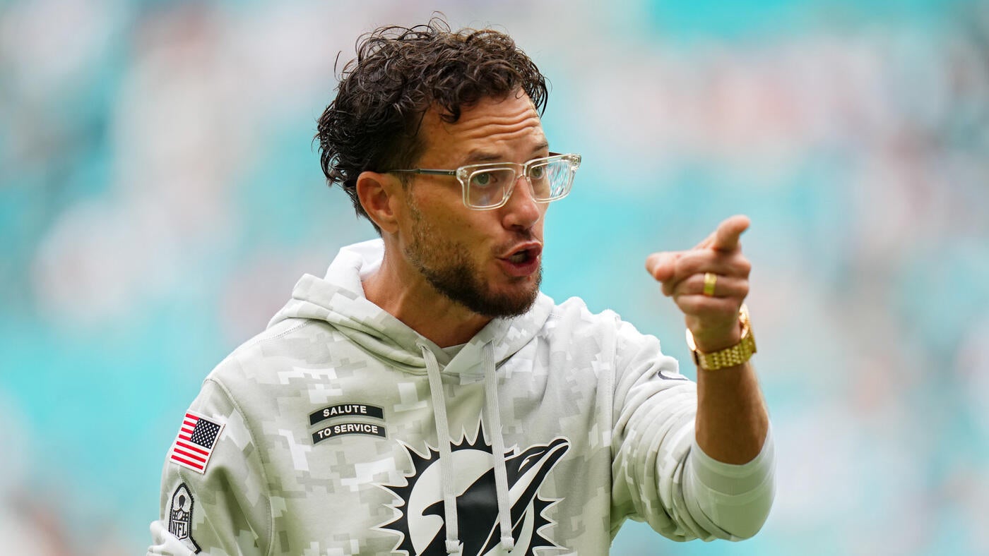 Dolphins' Mike McDaniel gives blunt response to Jalen Ramsey trade status, mandatory minicamp absence