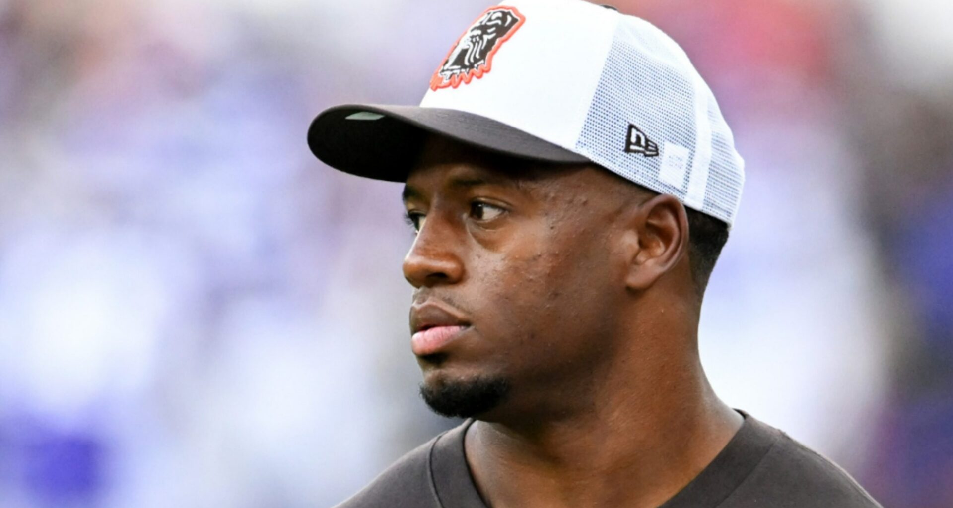 Browns’ Myles Garrett Sends Message to Texans’ Nick Chubb 