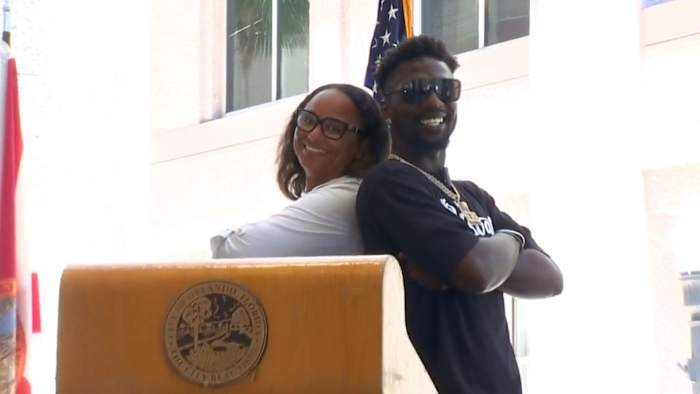 NFL player and Orlando-native talks about opening new health clinic