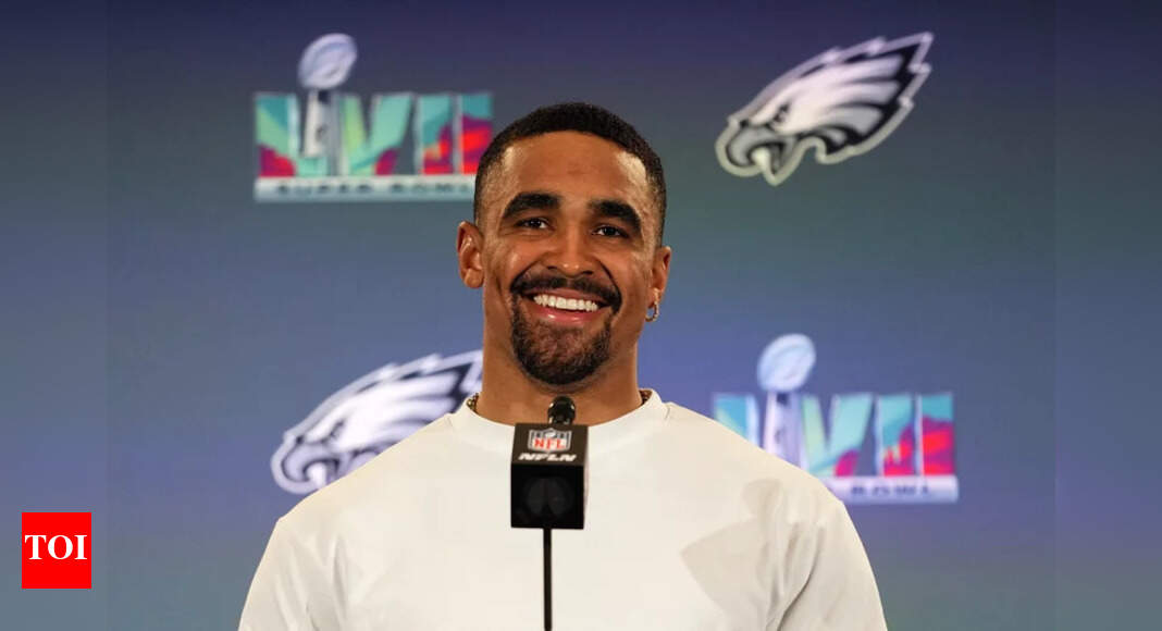 Eagles soar to top of NFL WR rankings as Jalen Hurts' arsenal earns league-wide praise | NFL News