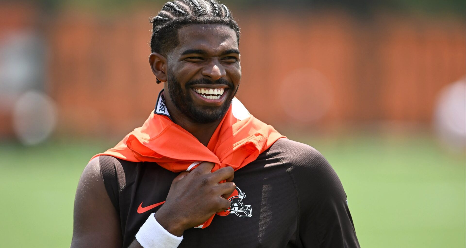 Shedeur Sanders expected to start for Browns but roster spot uncertain amid Cleveland’s bigger QB plans for 2026