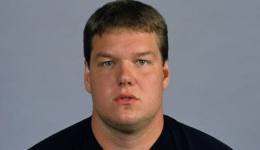 Las Vegas Raiders send prayers and in mourning after announcing death of former player aged just 60