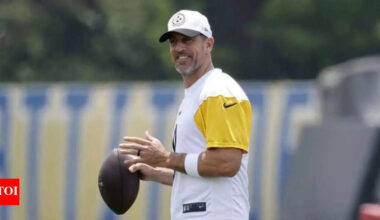 Aaron Rodgers hints at quiet exit leaving fans shocked over Pittsburgh Steelers future | NFL News