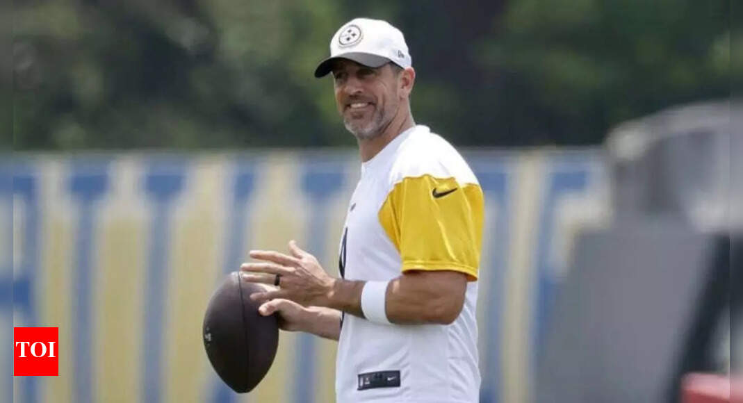 Aaron Rodgers hints at quiet exit leaving fans shocked over Pittsburgh Steelers future | NFL News