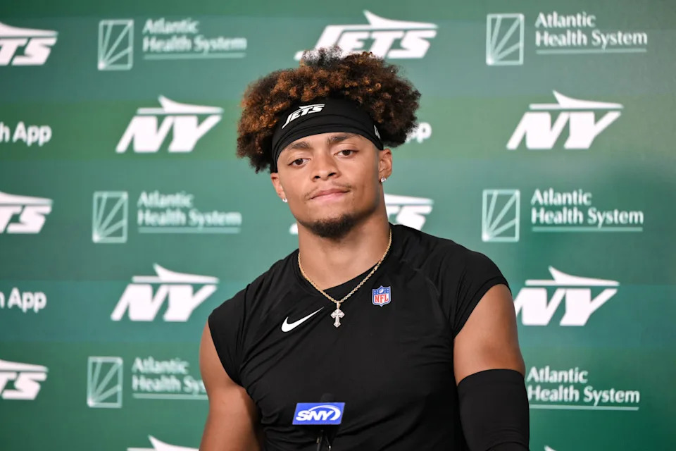New York Jets quarterback Justin Fields (7).John Jones-Imagn Images