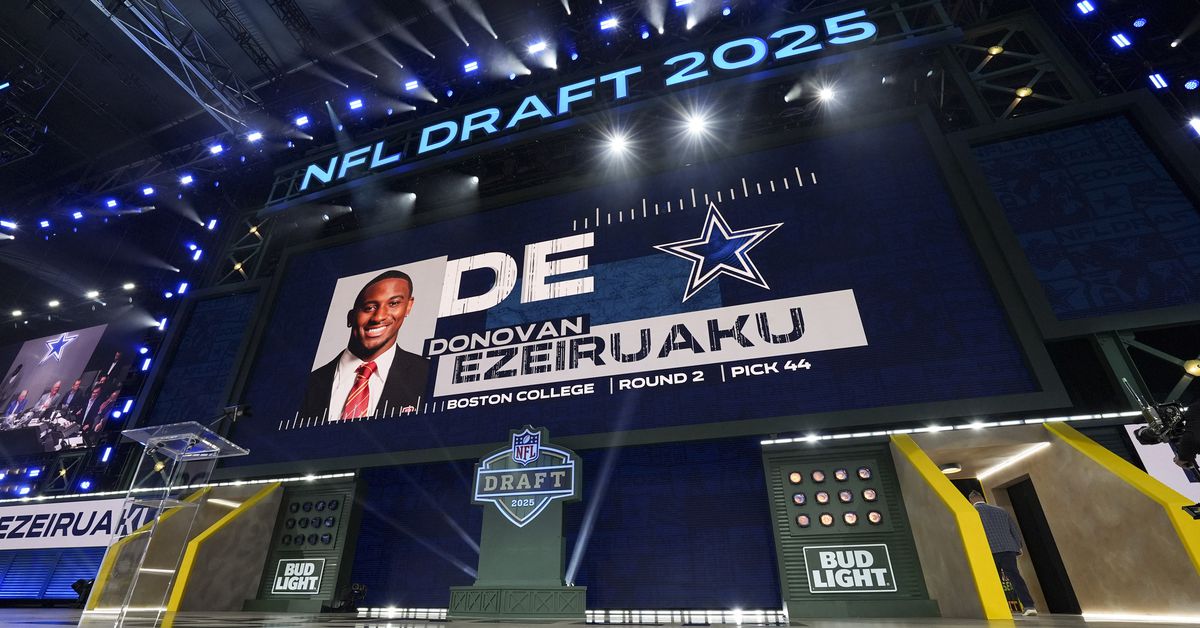 Dallas Cowboys’ recent 2nd-round picks using a consensus big board