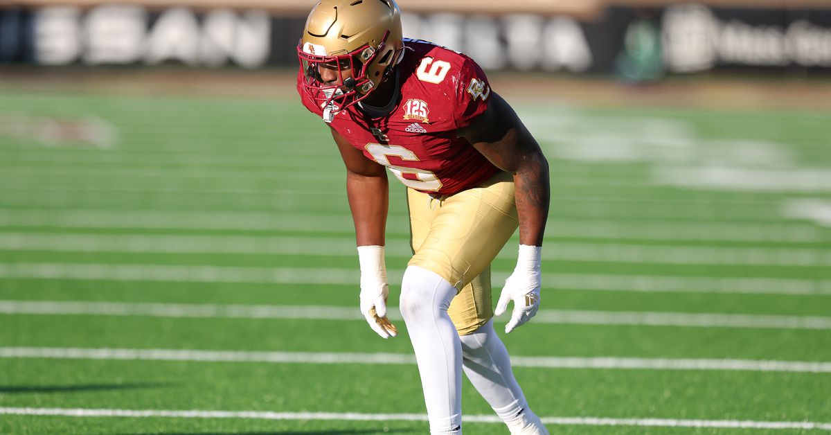 Dallas Cowboys’ Donovan Ezeiruaku has faith rookie deal will get done