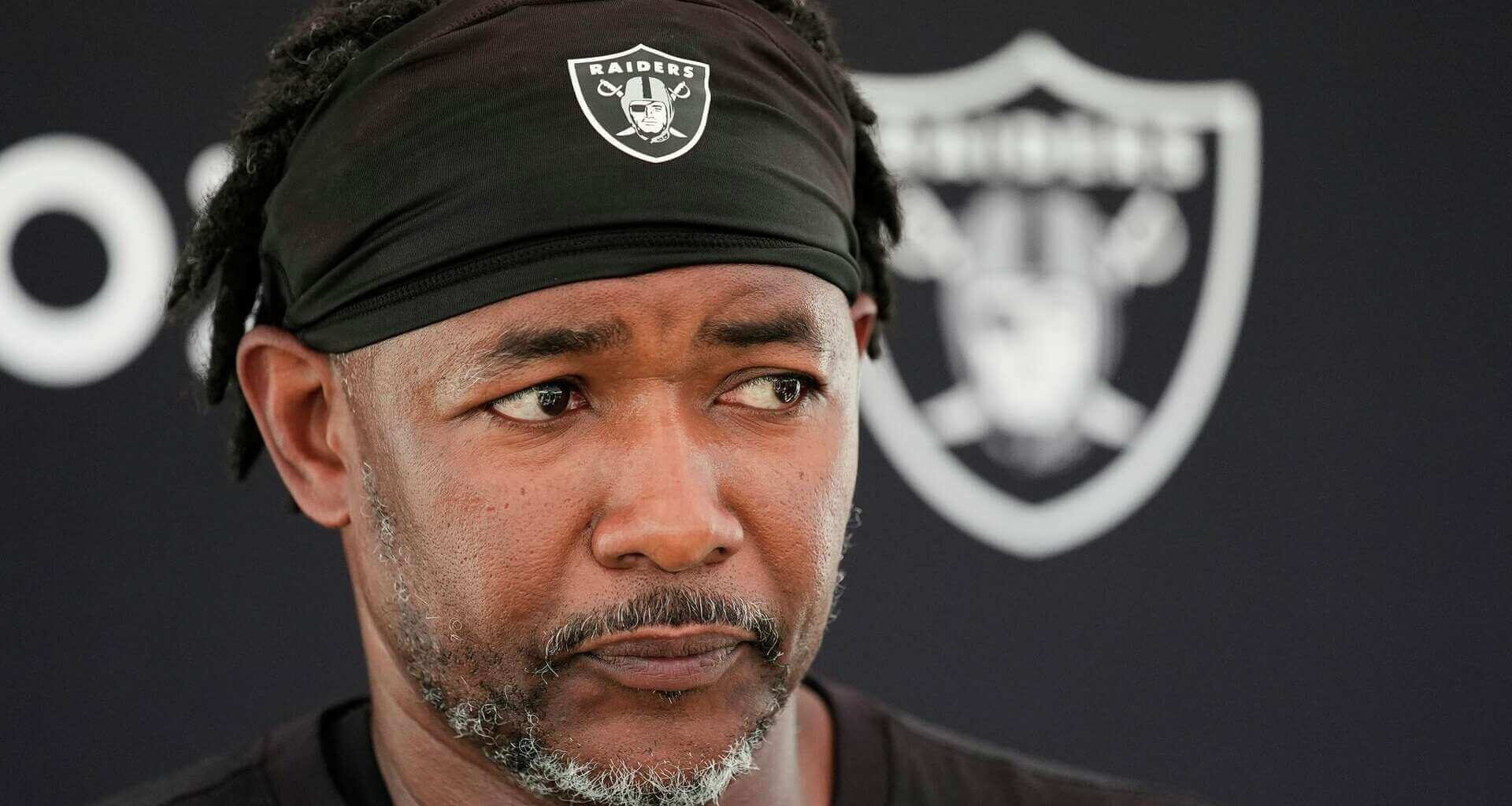 Las Vegas Raiders: Patrick Graham, Pete Carroll