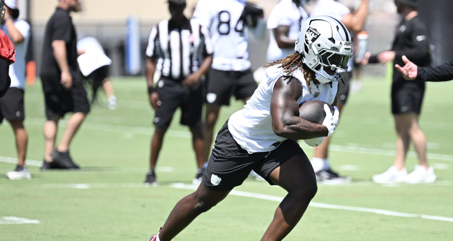 Ashton Jeanty poised to shatter 41-year curse and ignite Raiders' running game revolution