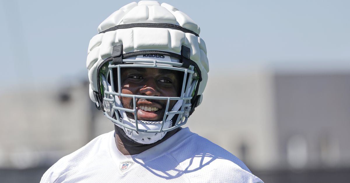 Raiders 2025: Right tackle DJ Glaze impressing coaching staff