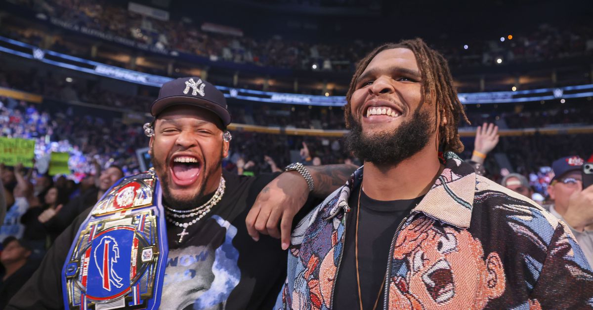 Dion and Cybo sneak into Buffalo Bills’ new stadium