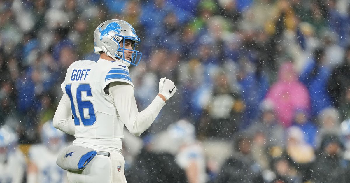 How many road games will the Detroit Lions win in 2025?