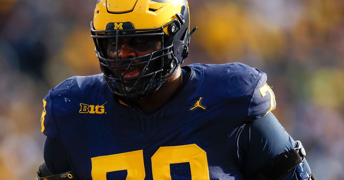 Eagles Film Review: Myles Hinton possesses the size to develop into a future starter