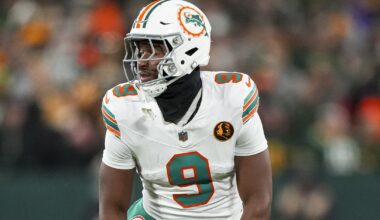Trade talks back on for Jonnu Smith - Miami Dolphins News 6/5/25