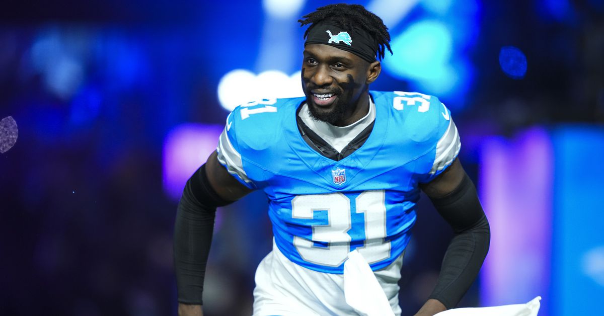 Lions News: Watch Kerby Joseph crash local Detroit fire station