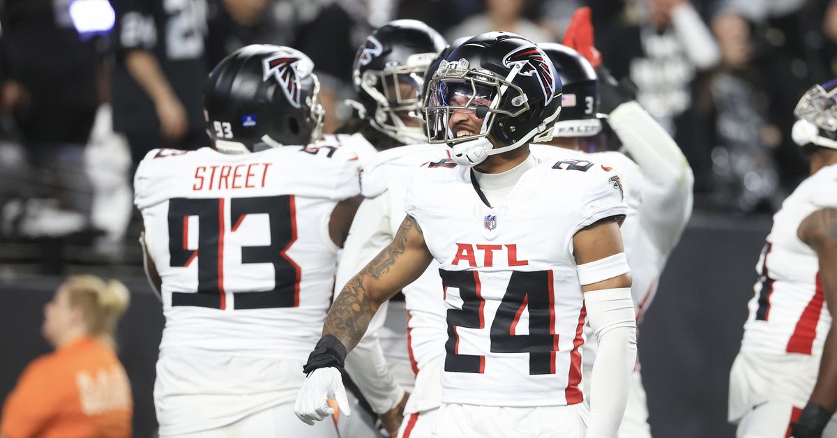 Falcons season predictions Part 2 with Eric Robinson: The Falcoholic Live, Ep331