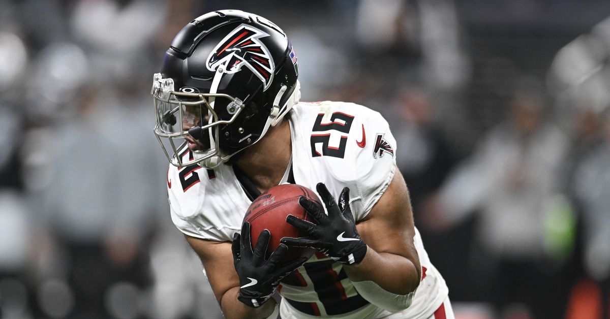 5 questions and answers about Avery Williams