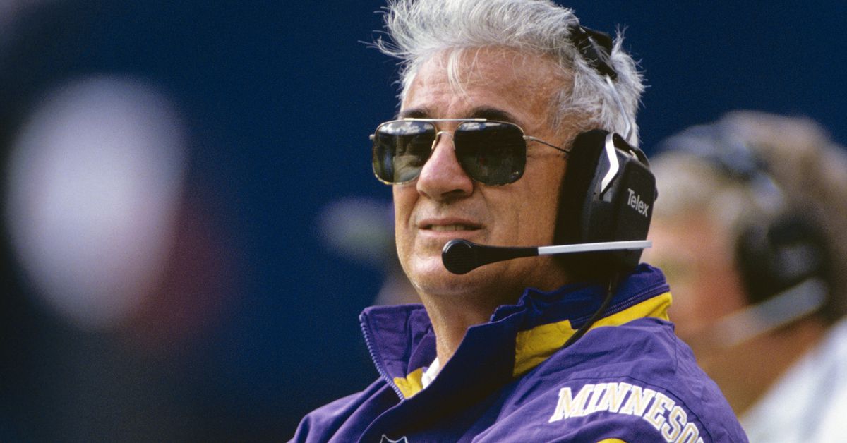 Vikes Views: Favorite Vikings Defensive Coordinator