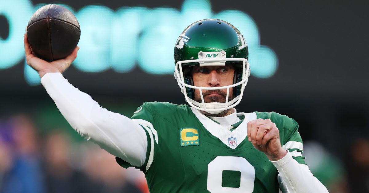 Aaron Rodgers addresses Pittsburgh Steelers teammates for first time