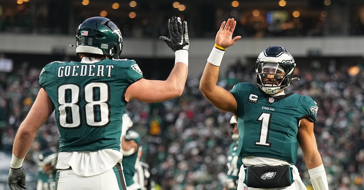 Eagles News: Dallas Goedert credits Jalen Hurts for making him feel valued