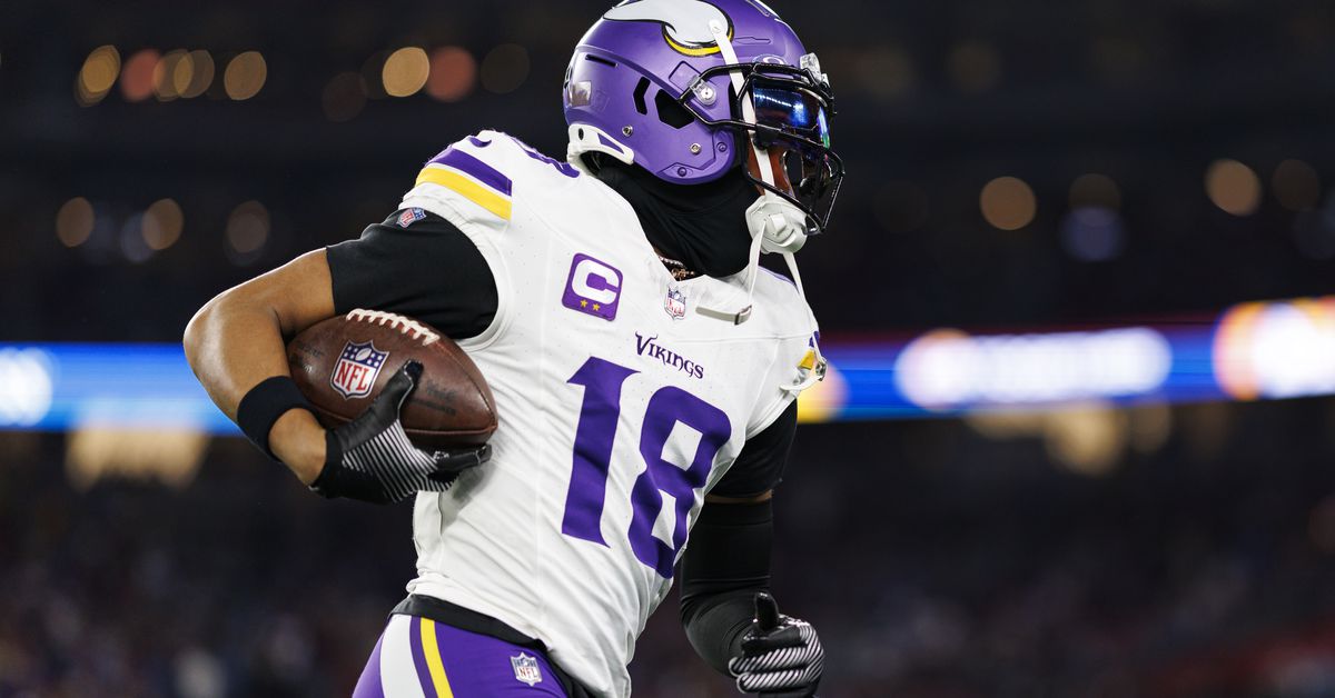 Minnesota Vikings All Quarter Century Team: Wide Receiver No. 2