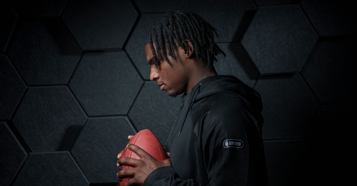 The Titans are hinting at their No. 1 overall NFL Draft pick, and they’re going to screw it up