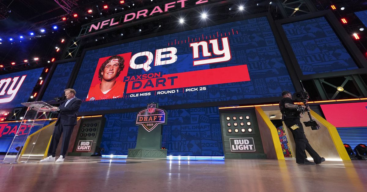 New York Giants have multi-year Jaxson Dart development plan