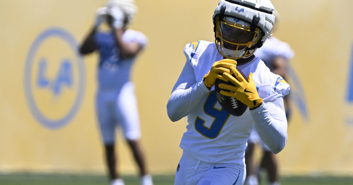 Rookies Tre Harris, KeAndre Lambert-Smith as advertised, but coming along slowly at OTAs