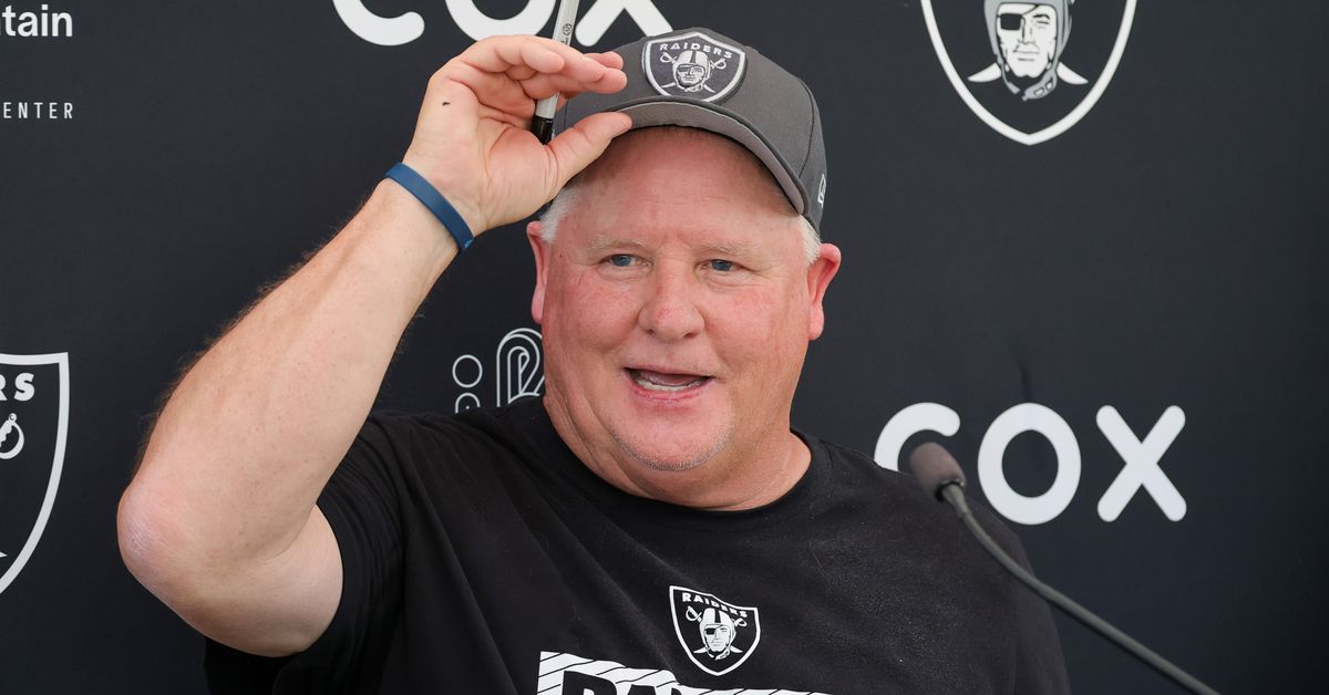 Raiders News: Chip Kelly believes Michael Mayer has been ‘outstanding’