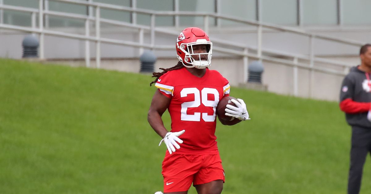 Chiefs News: Kareem Hunt excited about full offseason ahead of 2025