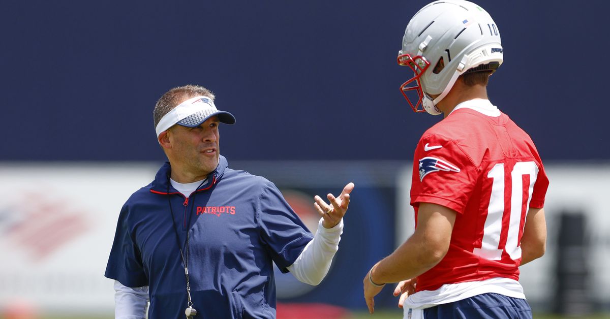 How Josh McDaniels is adjusting to new staff, new QB in 3rd stint with Patriots