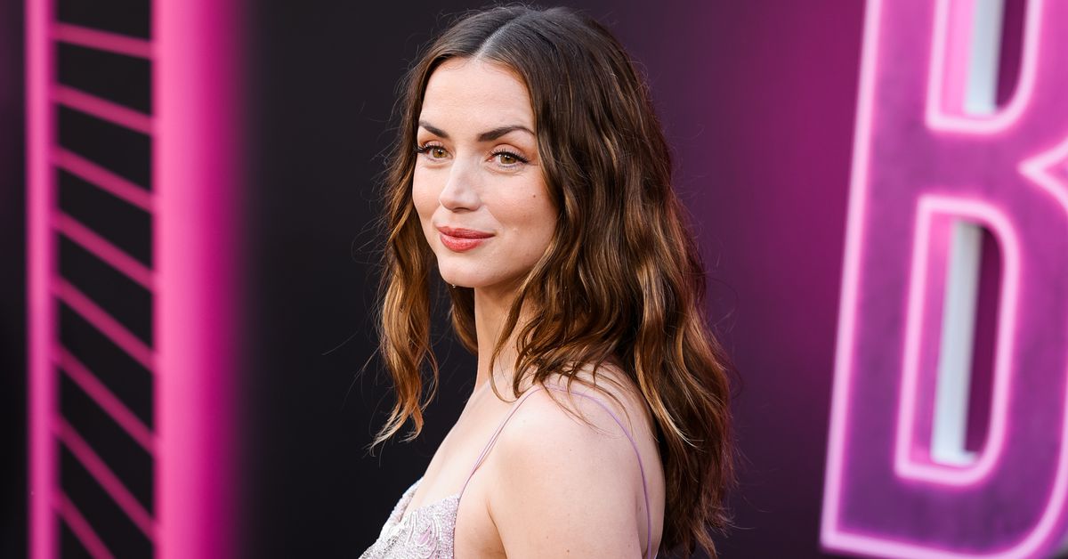 Tweets of the week: Campbell and Lewis named top CB duo, reactions to Hunter, and more