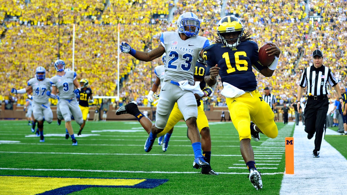 Michigan's Denard Robinson among 25 most dynamic players since 2000