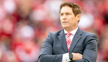 Steve Young praises 49ers offseason, still sees Super Bowl path