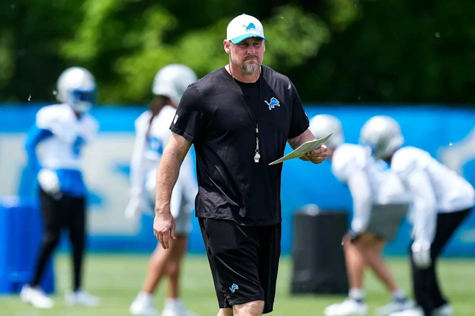 Dan Campbell at the Lions' outdoor practice field in Allen Park, MI on May 30, 2025. © Junfu Han &sol; USA TODAY NETWORK via Imagn Images
