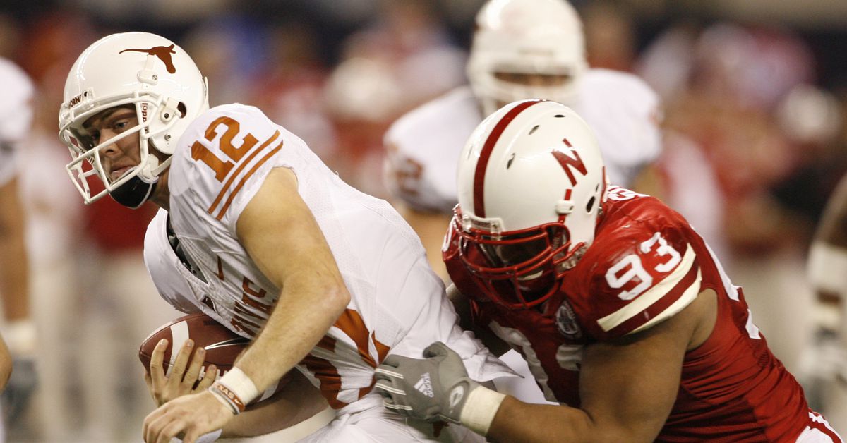 Corn Flakes: Suh on College Football HOF Ballot