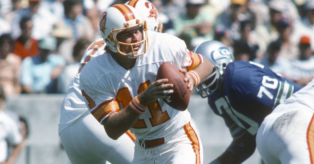 Seattle Seahawks vs. Tampa Bay Buccaneers announced as 50th anniversary season special