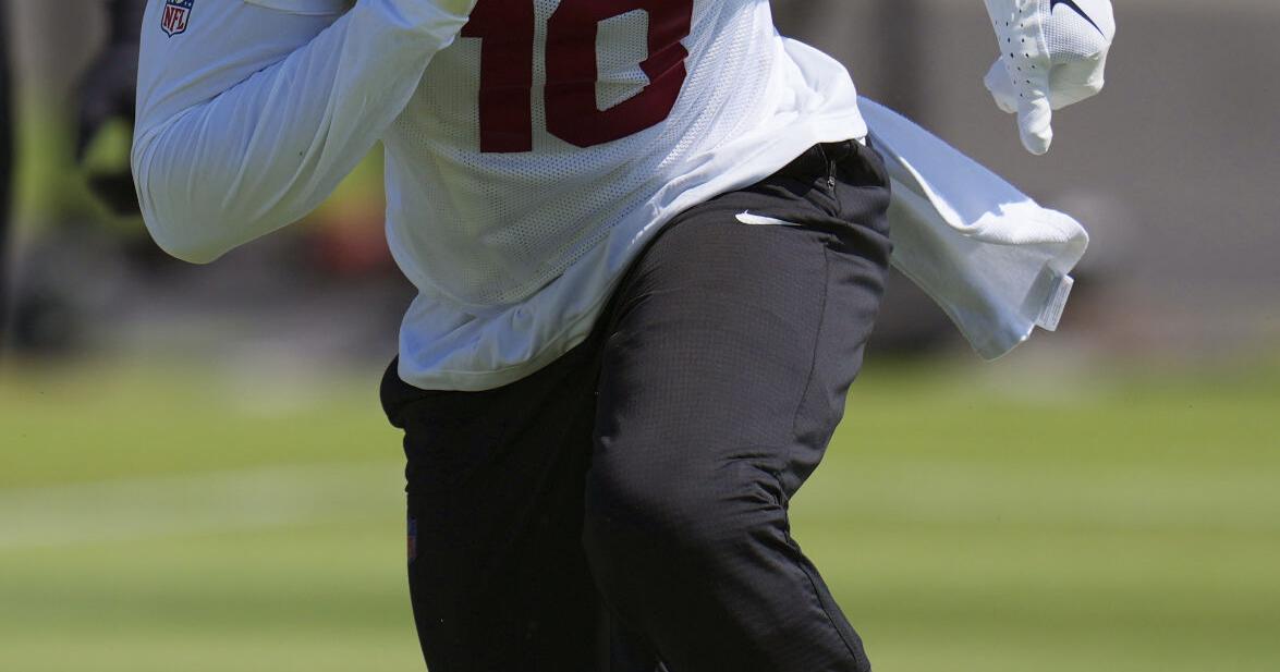 New Cardinals edge rusher Josh Sweat works to bring franchise same success he had in Philly | National