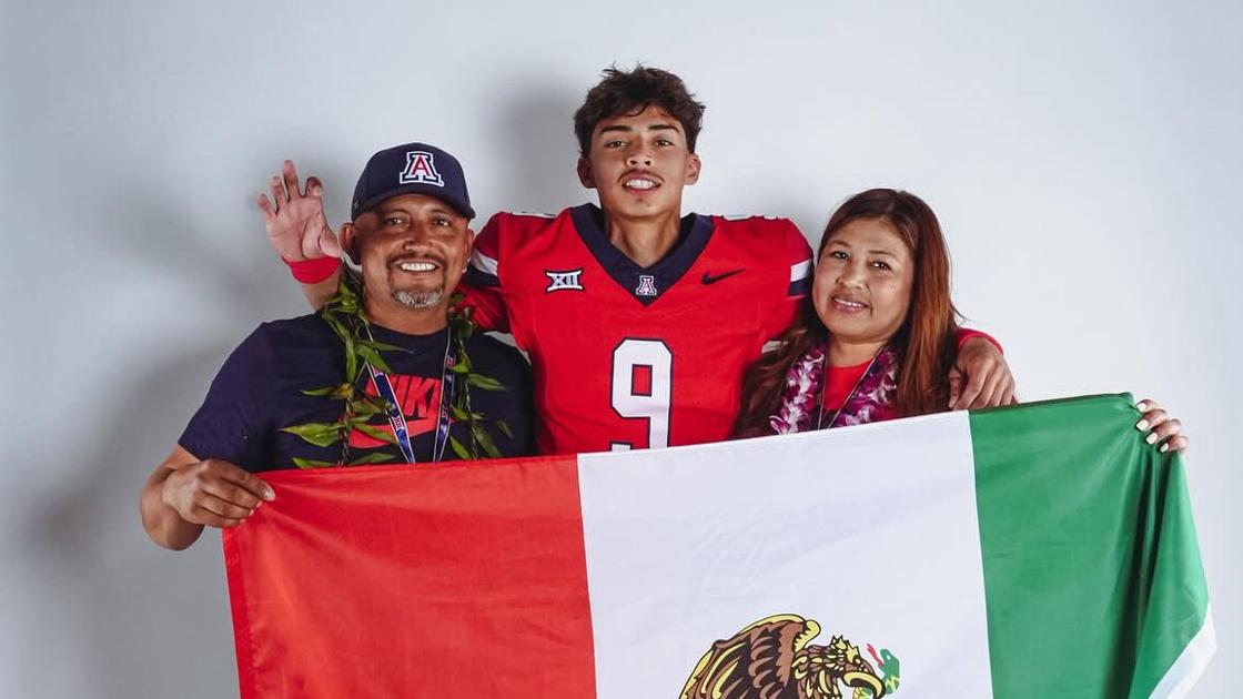 Four-star quarterback Oscar Rios commits to the Arizona Wildcats